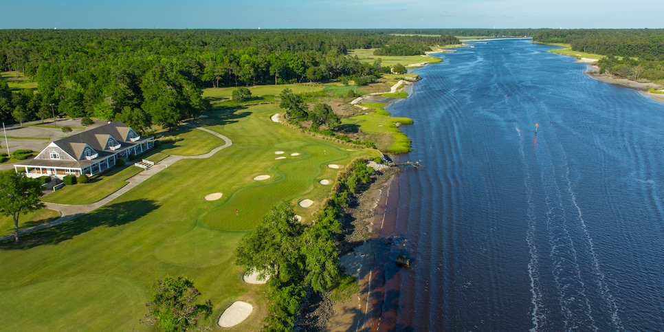 glen-dornoch-waterway-eighteenth-hole-17703