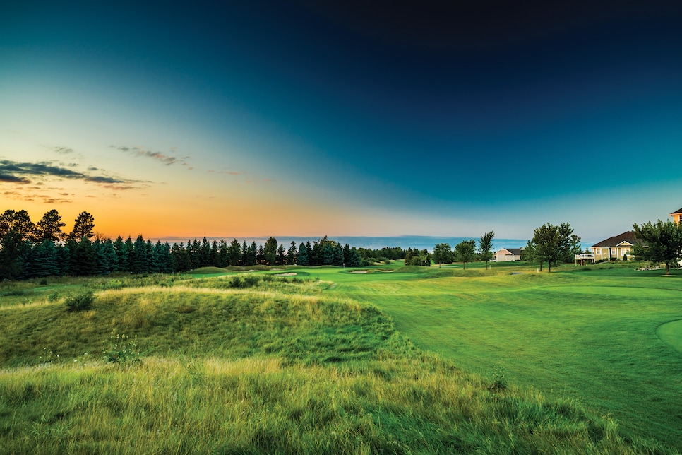 grand-traverse-resort-and-spa-the-wolverine-twelfth-hole-5429