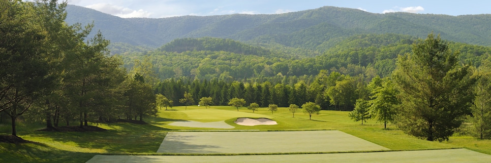 /content/dam/images/golfdigest/fullset/course-photos-for-places-to-play/greenbrier-sporting-club-snead-eighth-21260.jpg