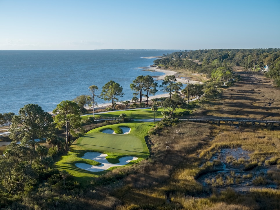 /content/dam/images/golfdigest/fullset/course-photos-for-places-to-play/haig-point-calibogue-the-haig-eighth-10219.jpg