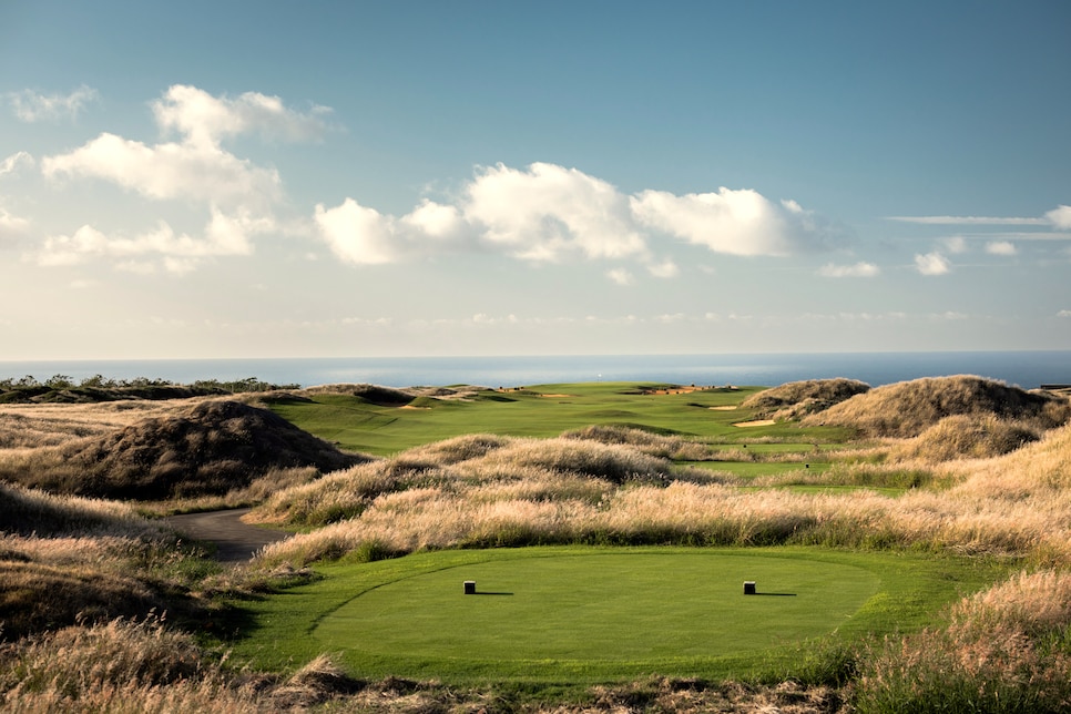 /content/dam/images/golfdigest/fullset/course-photos-for-places-to-play/heritage-golf-club-la-reserve-golf-links-sixteenth-hole-mauritius-jacob-sjoman.jpeg