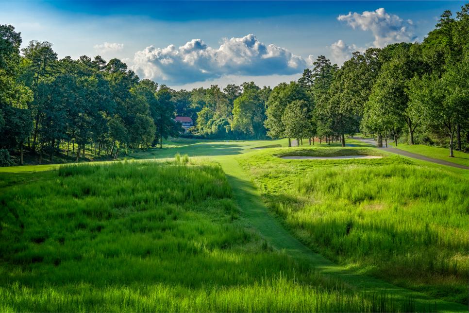 /content/dam/images/golfdigest/fullset/course-photos-for-places-to-play/hope-valley-country-club-fifth-hole-tee-6865.jpg