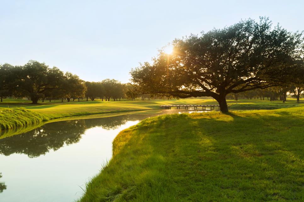 /content/dam/images/golfdigest/fullset/course-photos-for-places-to-play/houstonoaks-texas-11244.jpg