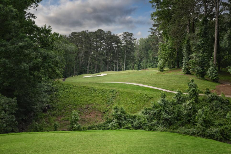 /content/dam/images/golfdigest/fullset/course-photos-for-places-to-play/john-a-white-golf-course-seventh-hole-18570.jpg