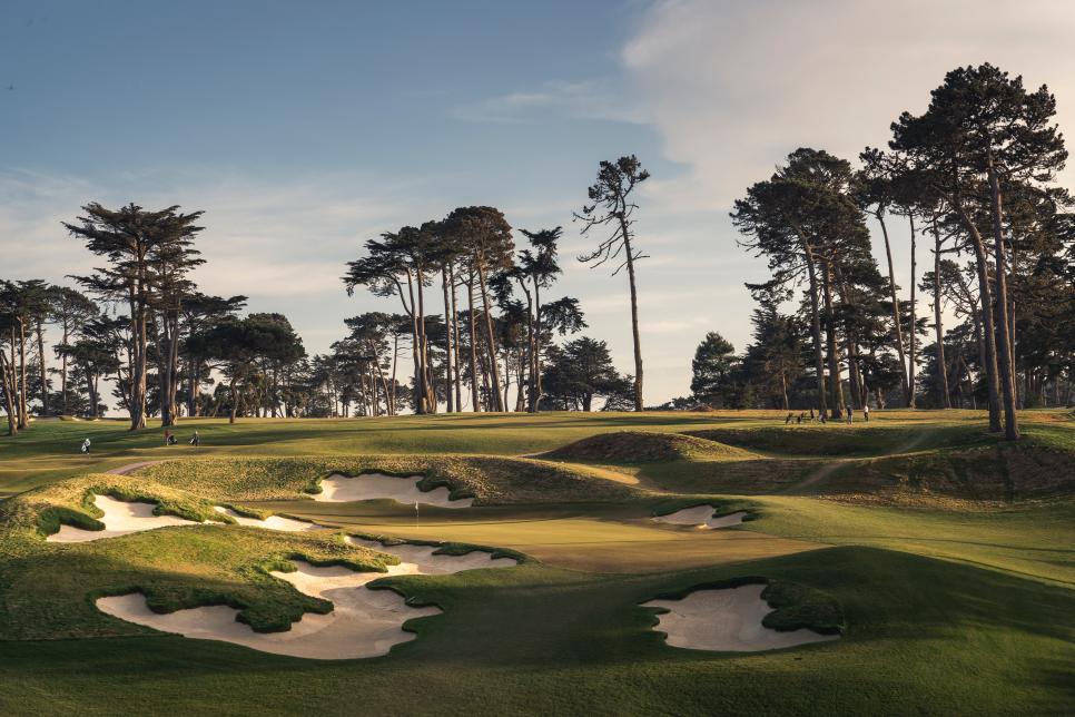 /content/dam/images/golfdigest/fullset/course-photos-for-places-to-play/lake-merced-thirteenth-809.jpg