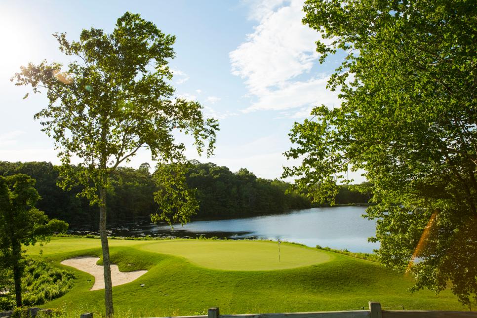 /content/dam/images/golfdigest/fullset/course-photos-for-places-to-play/lake-of-isles-north-connecticut-second-22301.jpg