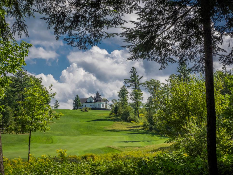 /content/dam/images/golfdigest/fullset/course-photos-for-places-to-play/memphremagog-quebeccanada.jpg