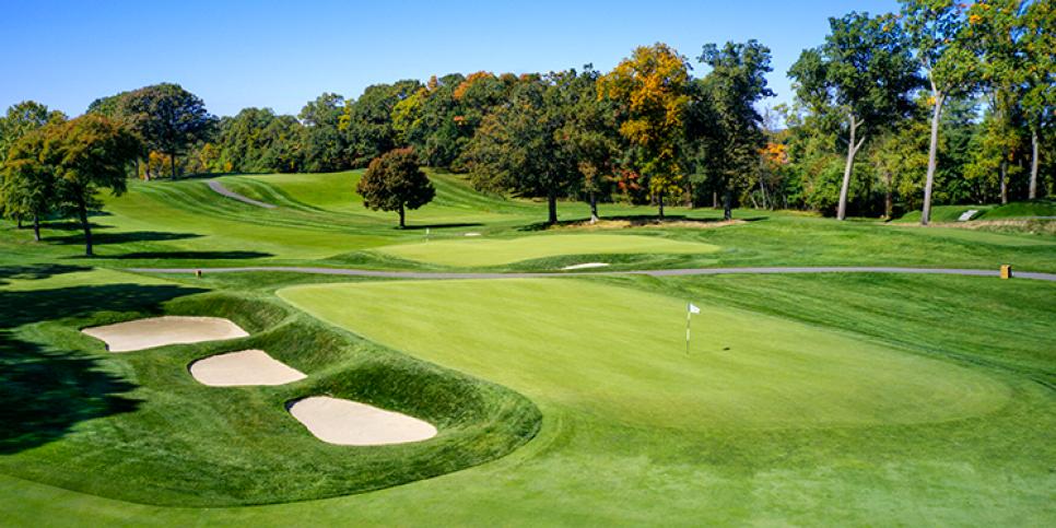 /content/dam/images/golfdigest/fullset/course-photos-for-places-to-play/morris-county-golf-club-new-jersey-first-green-7574.jpg