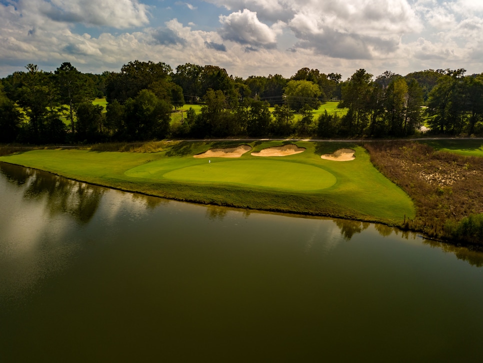 Mossy Oak Golf Club, Courses