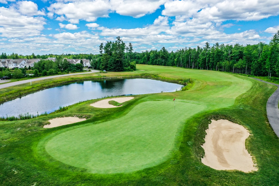 old-marsh-country-club-eighteenth-hole-24873