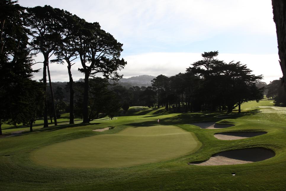 /content/dam/images/golfdigest/fullset/course-photos-for-places-to-play/olympic-club-lake-seventh-1160.JPG