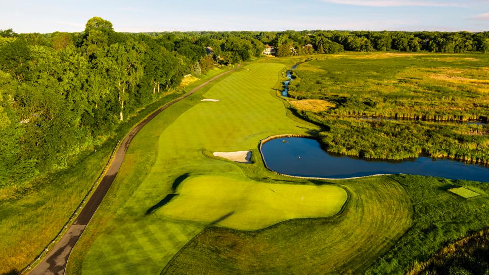 /content/dam/images/golfdigest/fullset/course-photos-for-places-to-play/olympic-hills-minnesota-sixthgreen-6120.jpg