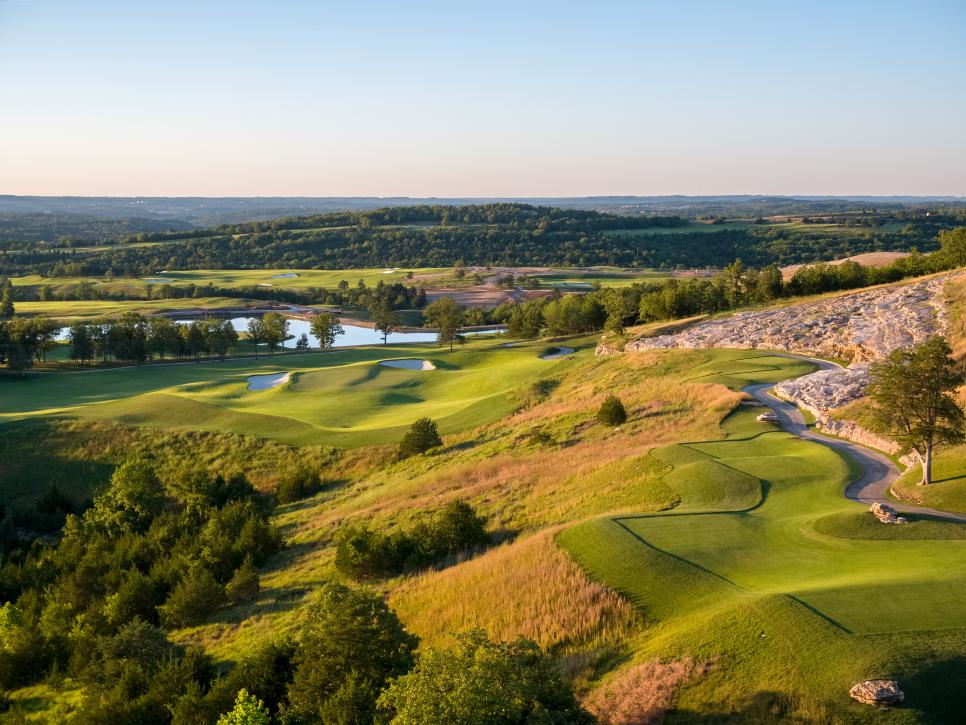 /content/dam/images/golfdigest/fullset/course-photos-for-places-to-play/paynes-valley-big-cedar-lodge-second-57144.jpg