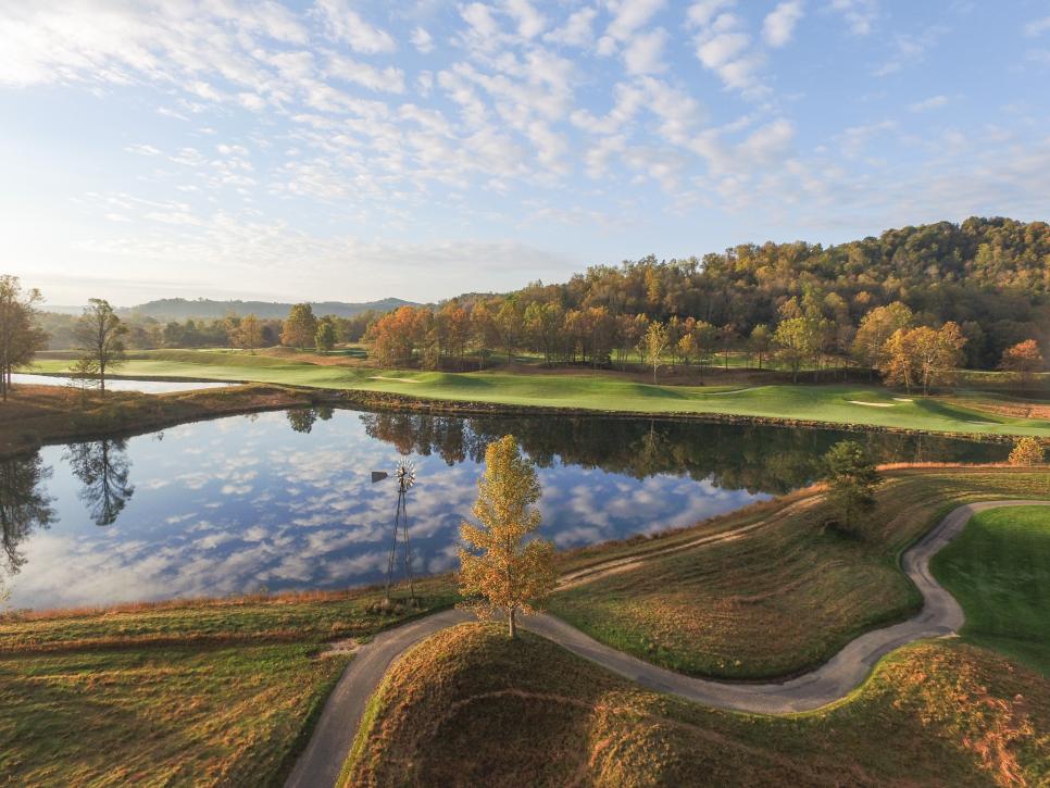 /content/dam/images/golfdigest/fullset/course-photos-for-places-to-play/petedye-gc-west-virginia-16754.jpg
