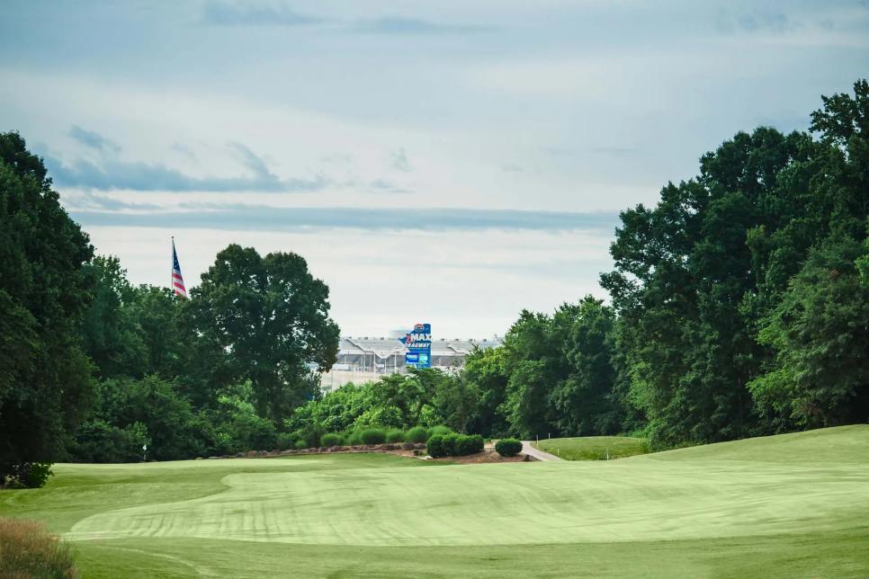 /content/dam/images/golfdigest/fullset/course-photos-for-places-to-play/rocky-river-golf-course-charlotte-17967.jpg