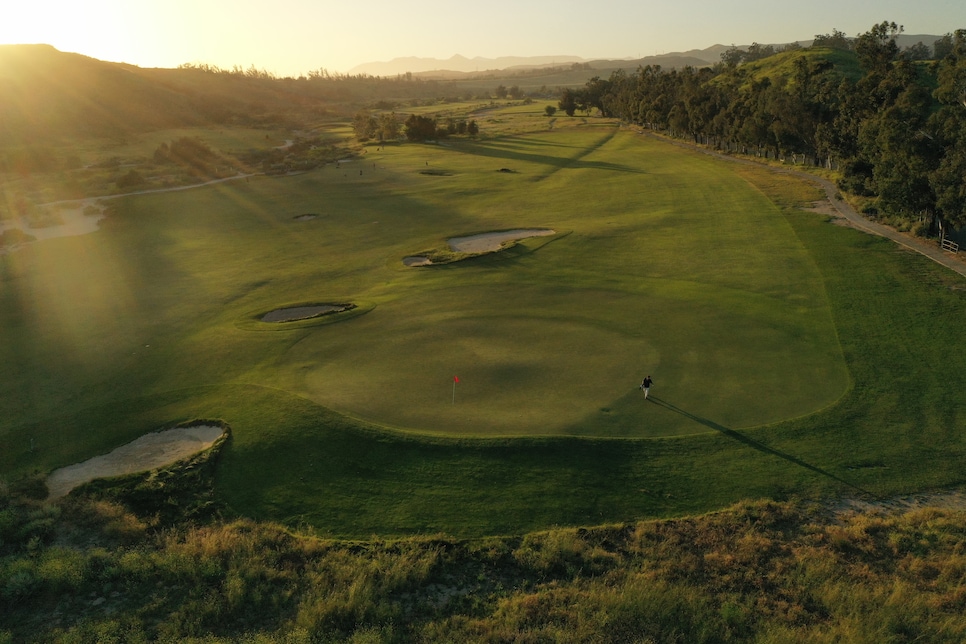 rustic-canyon-california-second-hole