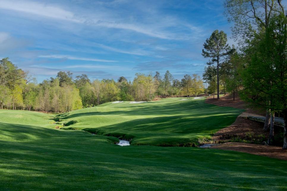/content/dam/images/golfdigest/fullset/course-photos-for-places-to-play/sage-valley-golf-club-south-carolina-eighth-hole-20828.jpg
