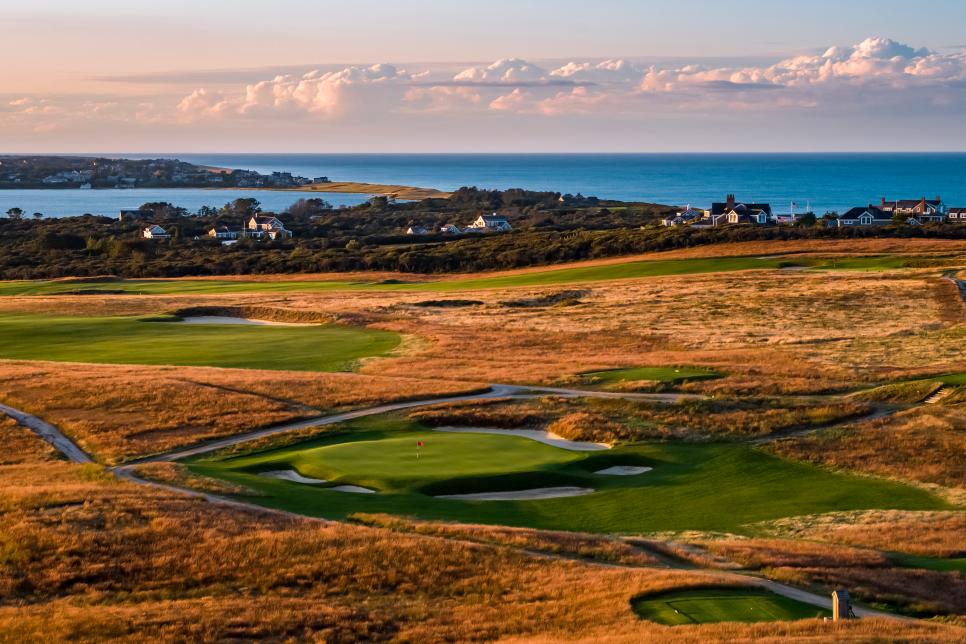 /content/dam/images/golfdigest/fullset/course-photos-for-places-to-play/sankaty-head-massachusetts-sixth-4854.jpg