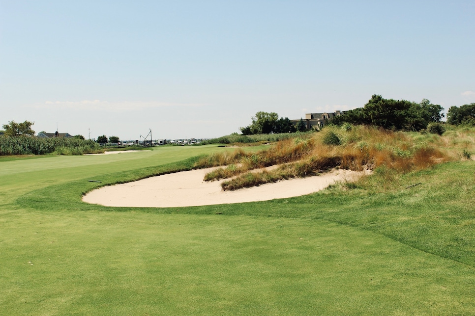 /content/dam/images/golfdigest/fullset/course-photos-for-places-to-play/seawane-club-new-york-thirteenbunkers-8314.JPG