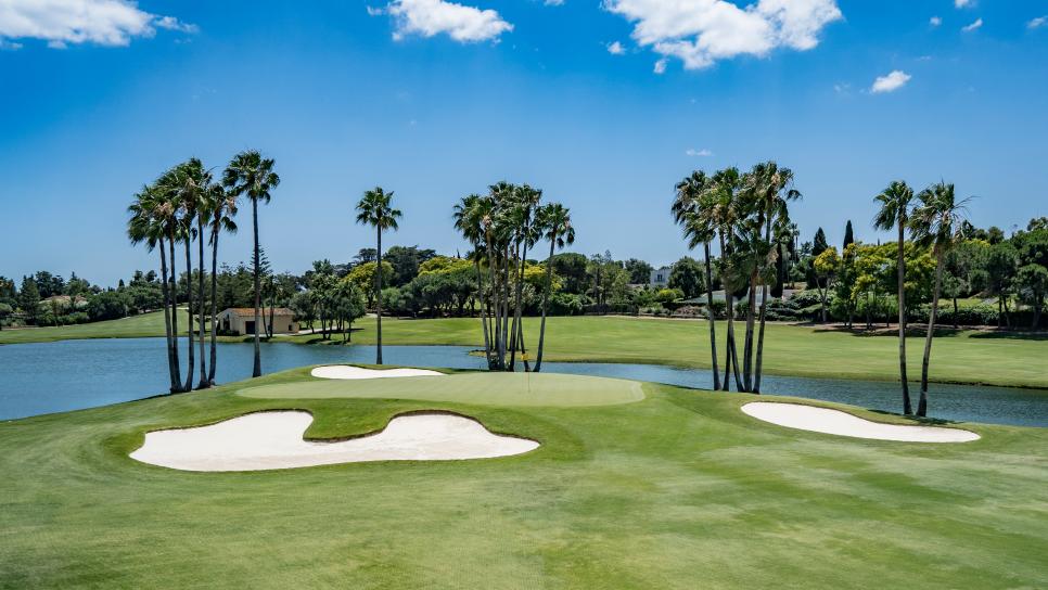 /content/dam/images/golfdigest/fullset/course-photos-for-places-to-play/sotogrande spain 6.jpg