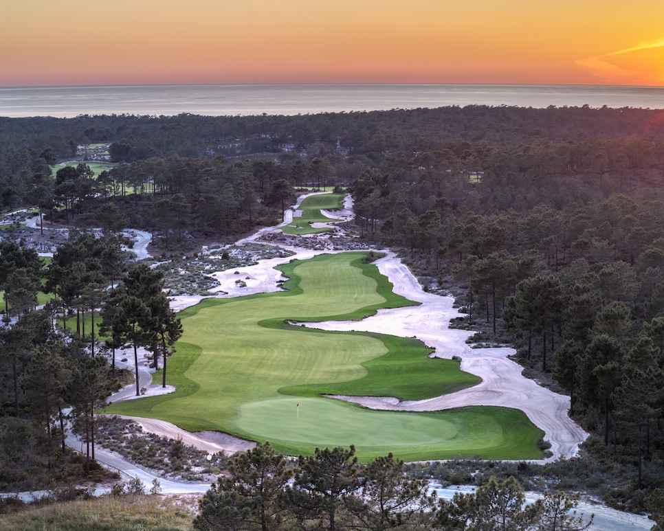/content/dam/images/golfdigest/fullset/course-photos-for-places-to-play/terras-da-comporta-dunas-course-james-hogg-eighteenth-hole.jpg