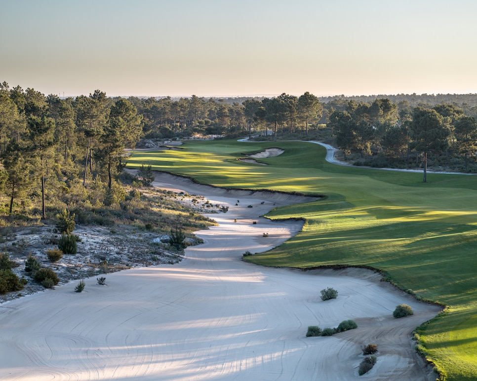 /content/dam/images/golfdigest/fullset/course-photos-for-places-to-play/terras-da-comporta-dunas-course-james-hogg-first-hole.jpg