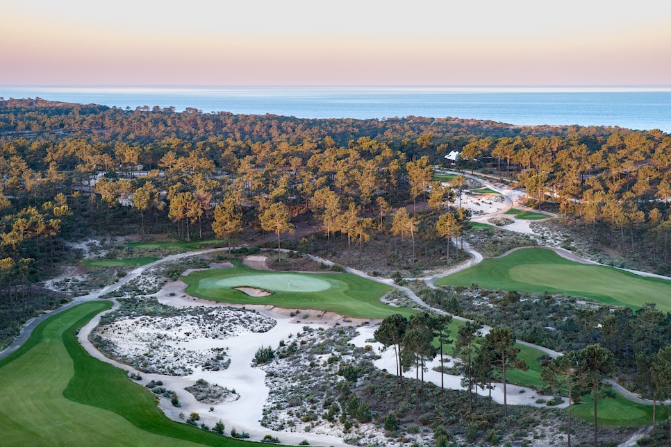 /content/dam/images/golfdigest/fullset/course-photos-for-places-to-play/terras-da-comporta-dunas-course-james-hogg-fourteenth.jpg