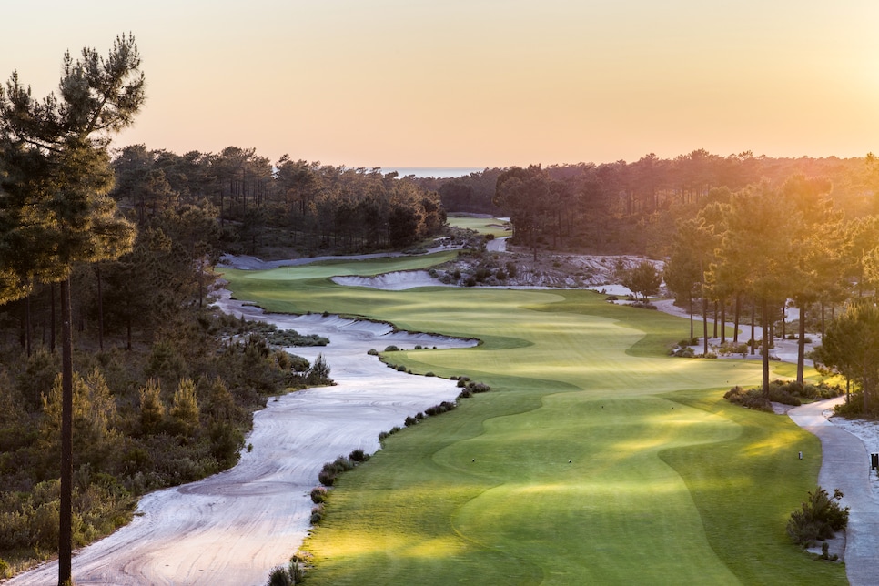 /content/dam/images/golfdigest/fullset/course-photos-for-places-to-play/terras-da-comporta-dunas-course-james-hogg-tenth-hole.jpg