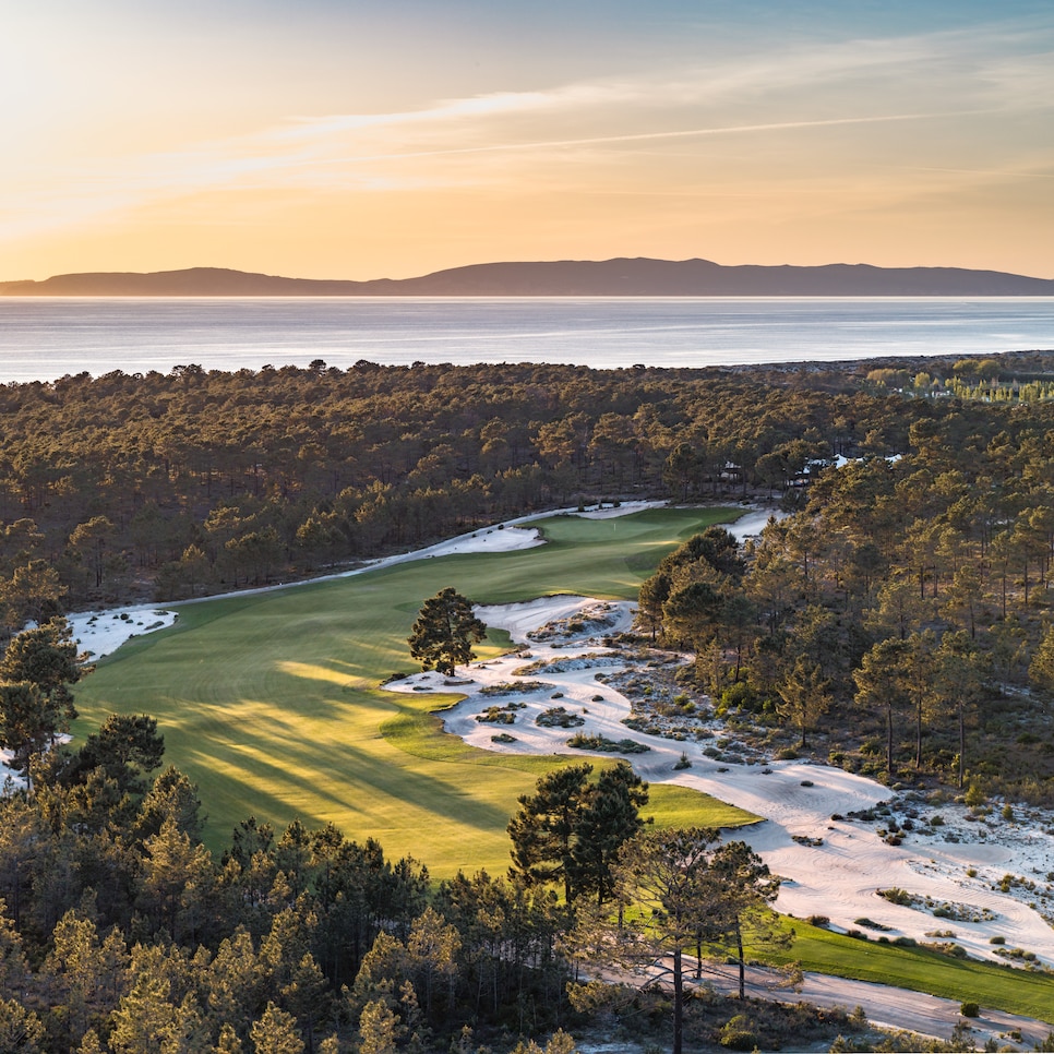 /content/dam/images/golfdigest/fullset/course-photos-for-places-to-play/terras-da-comporta-dunas-course-james-hogg-twelth-hole.jpg