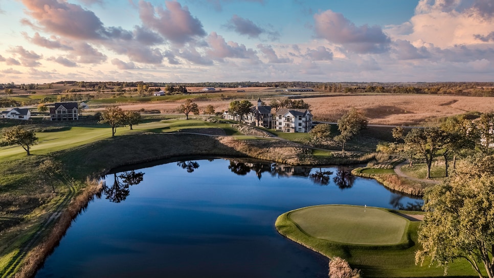 /content/dam/images/golfdigest/fullset/course-photos-for-places-to-play/the-harvester-iowa-third-21451.jpg