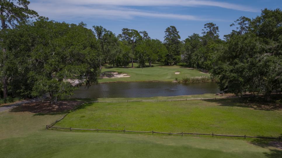 the-heritage-club-eighth-hole-12598