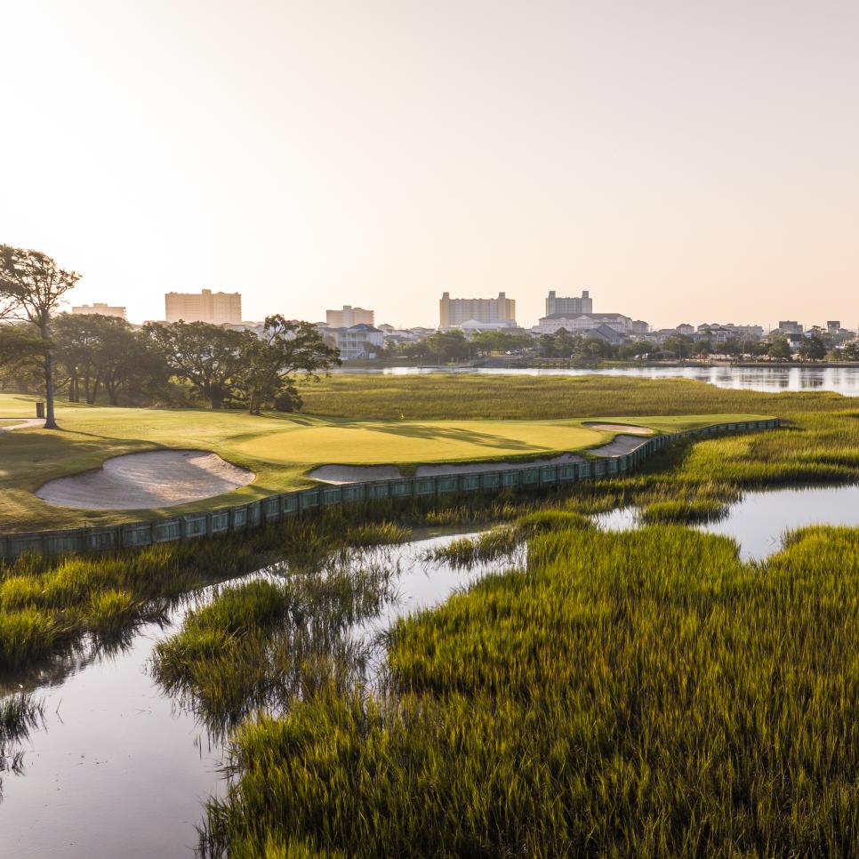 /content/dam/images/golfdigest/fullset/course-photos-for-places-to-play/tidewater-myrtle-beach-brian-oar.jpg