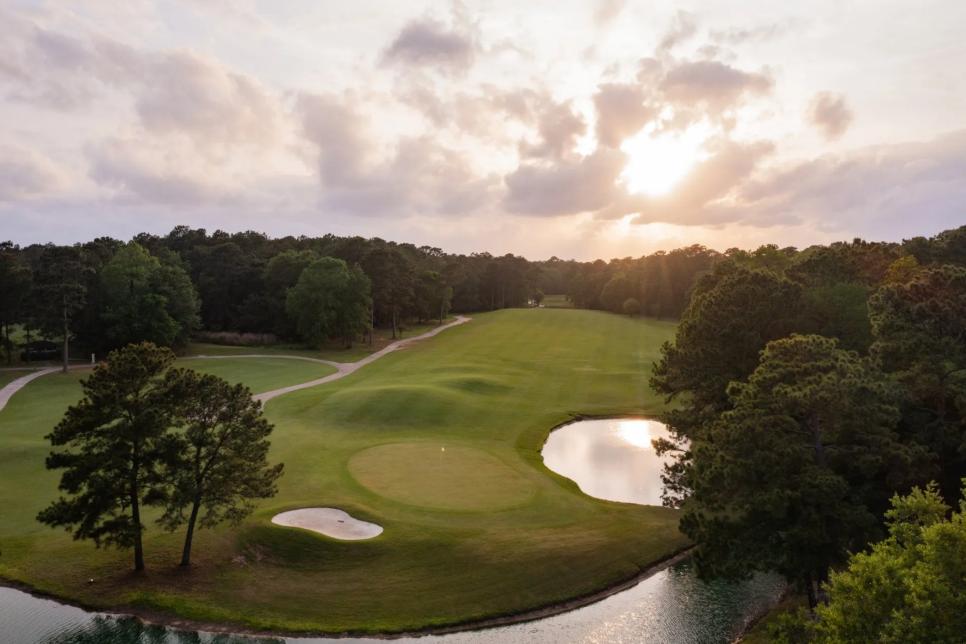 /content/dam/images/golfdigest/fullset/course-photos-for-places-to-play/tour-18-houston-seventh-ala-angc-11-13794.jpg