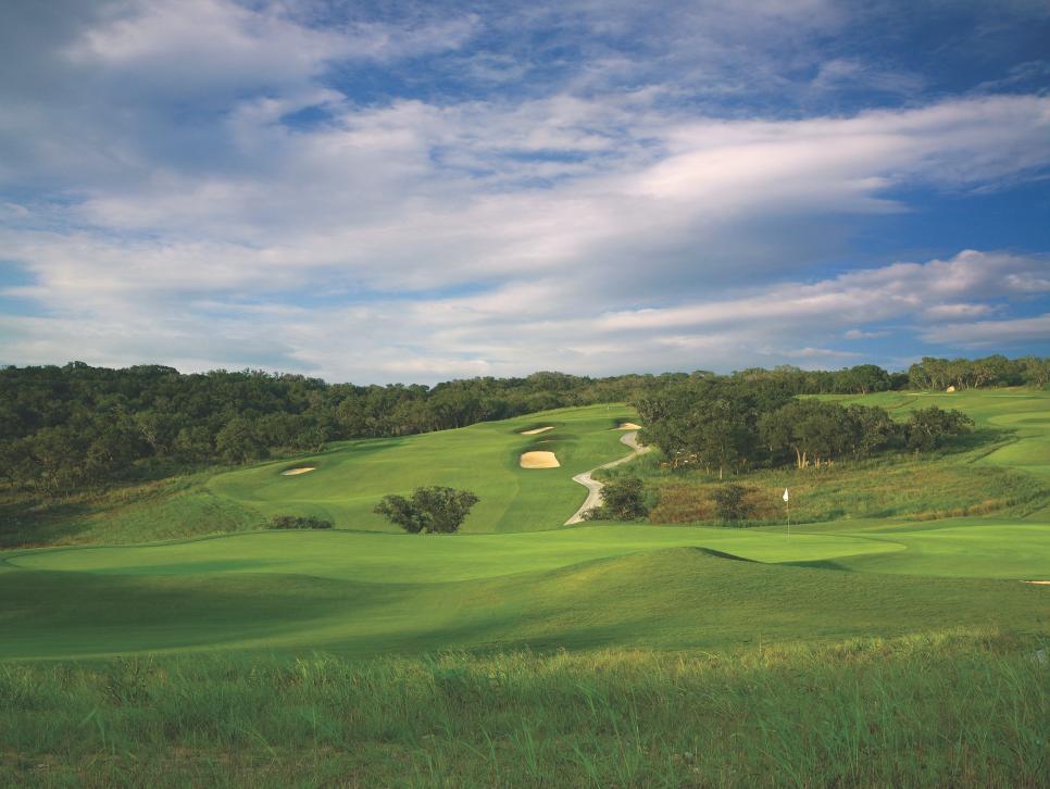 /content/dam/images/golfdigest/fullset/course-photos-for-places-to-play/tpc-sanantonio-canyons--24700.jpg