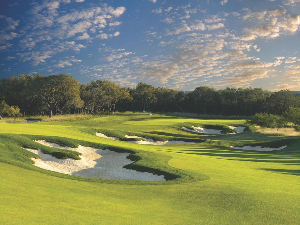 /content/dam/images/golfdigest/fullset/course-photos-for-places-to-play/tpcsan-antonio-oaks-24699.jpg