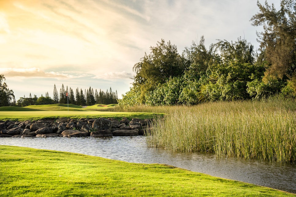 /content/dam/images/golfdigest/fullset/course-photos-for-places-to-play/turtlebay-resort-hawaii.jpg