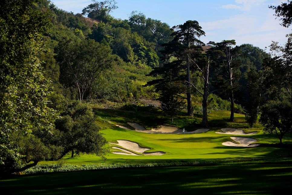 /content/dam/images/golfdigest/fullset/course-photos-for-places-to-play/valley-club-montecito-eleventh-1191-gary-terrill.jpg