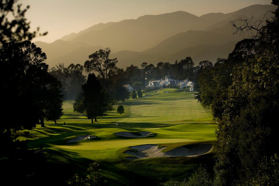 /content/dam/images/golfdigest/fullset/course-photos-for-places-to-play/valley-club-montecito-fourteenth-1191-gary-terrill.jpg