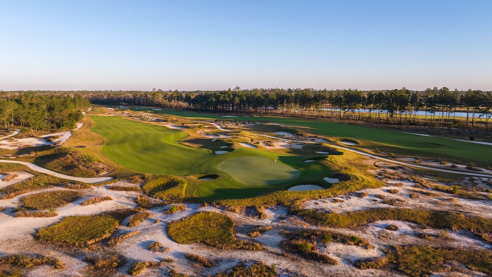 /content/dam/images/golfdigest/fullset/course-photos-for-places-to-play/whiteoak-fla-pete-dye-22132.jpg