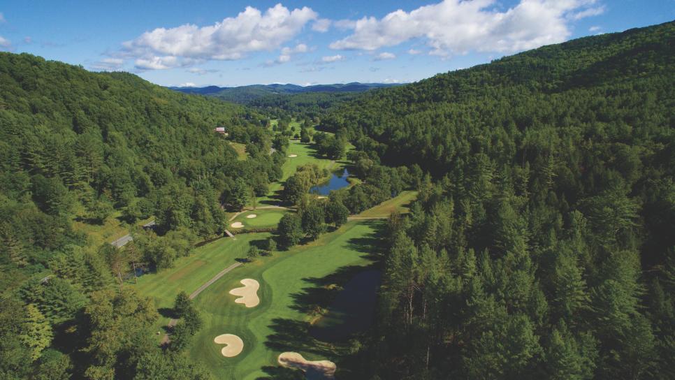 /content/dam/images/golfdigest/fullset/course-photos-for-places-to-play/woodstock-country-club-vermont-aerial.jpg
