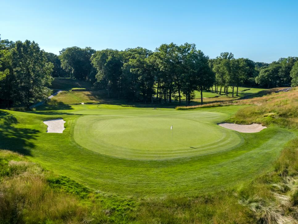 /content/dam/images/golfdigest/fullset/course-photos-for-places-to-play/wykagyl-country-club-new-york-thirteen-8511.jpg