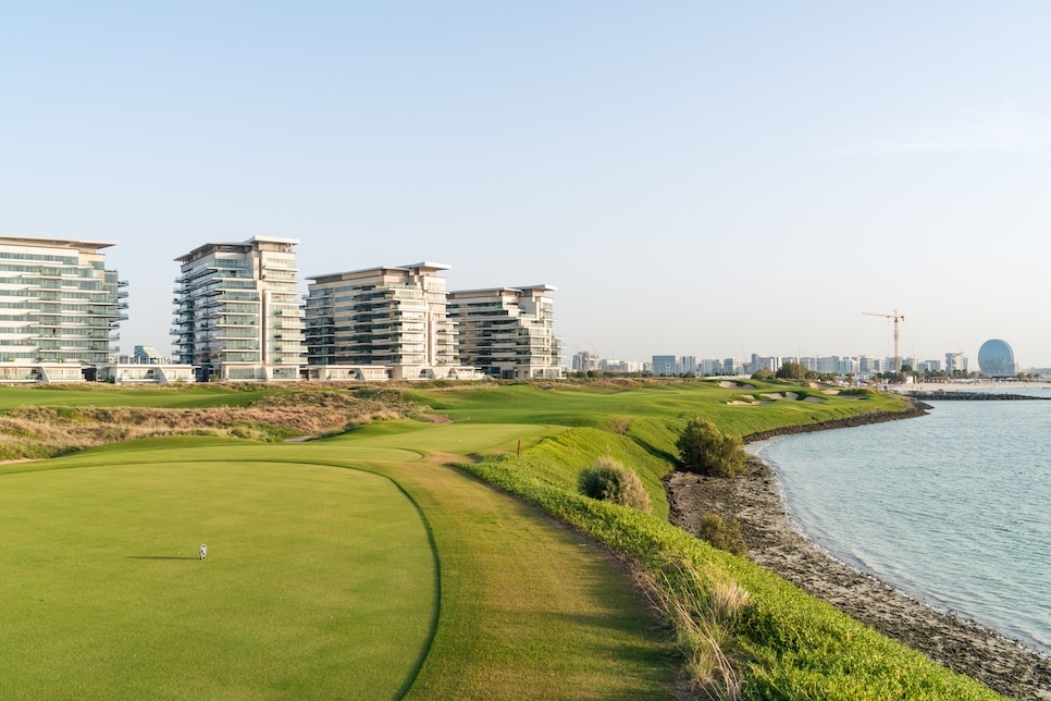 /content/dam/images/golfdigest/fullset/course-photos-for-places-to-play/yas-links-abudhabi-united-arab-emirates.jpg