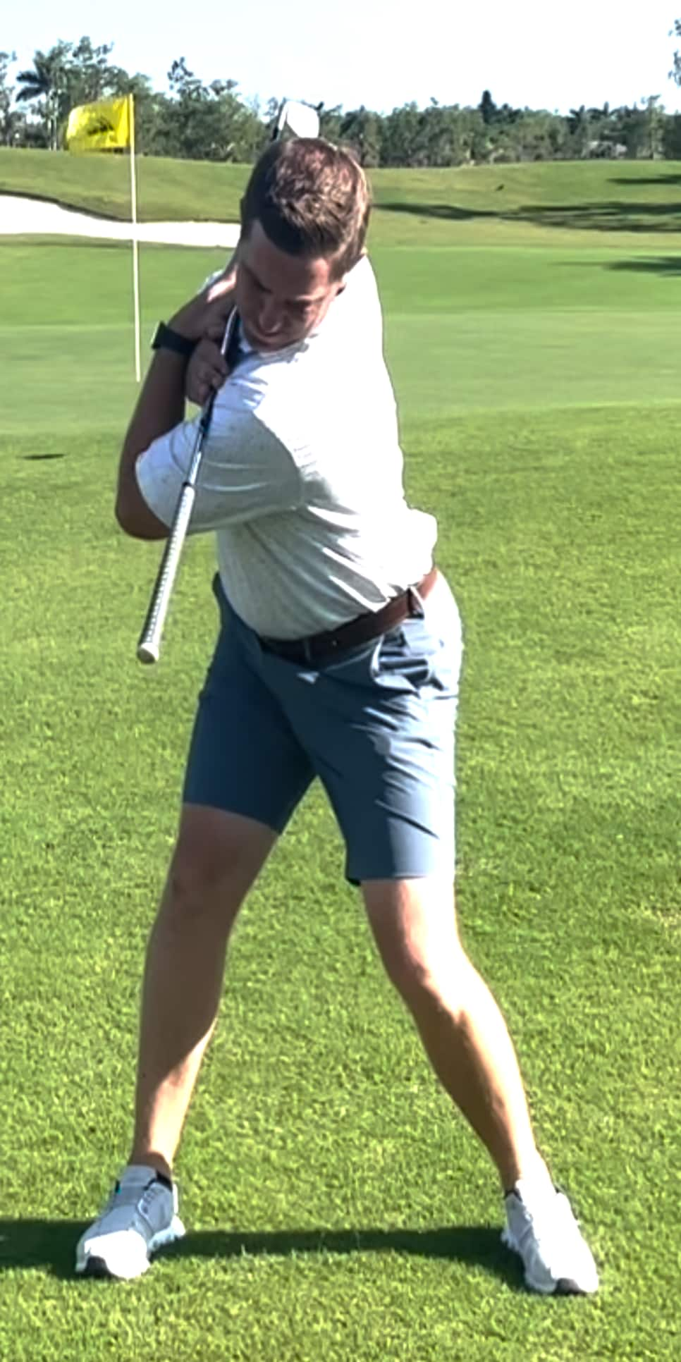 /content/dam/images/golfdigest/fullset/fitness-2023/Stretch3.png