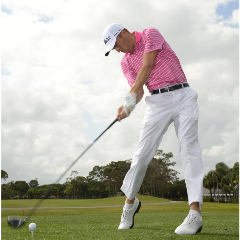 https://www.golfdigest.com/content/dam/images/golfdigest/fullset/fitness-2024/Justin Thomas impact.png