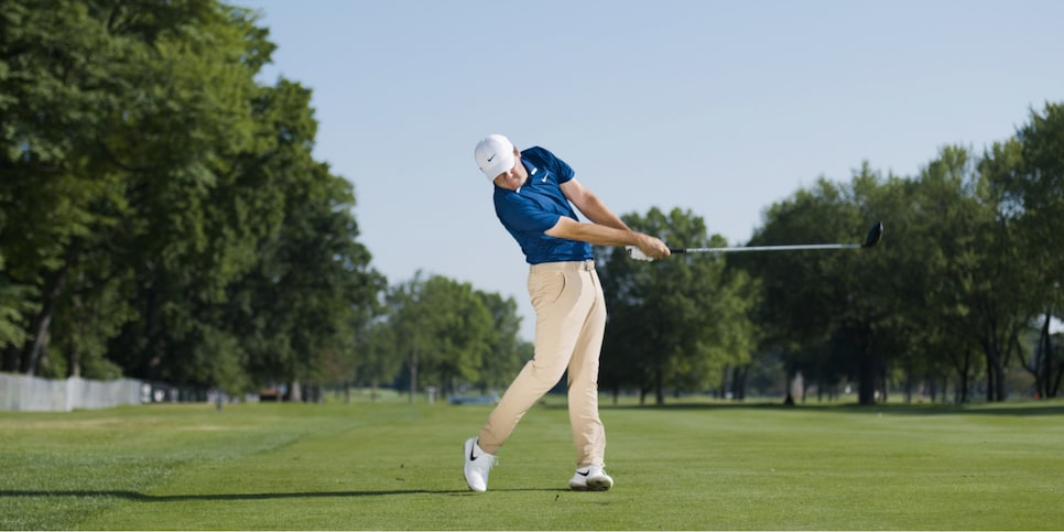 https://www.golfdigest.com/content/dam/images/golfdigest/fullset/fitness-2024/Scheffler ankles.png