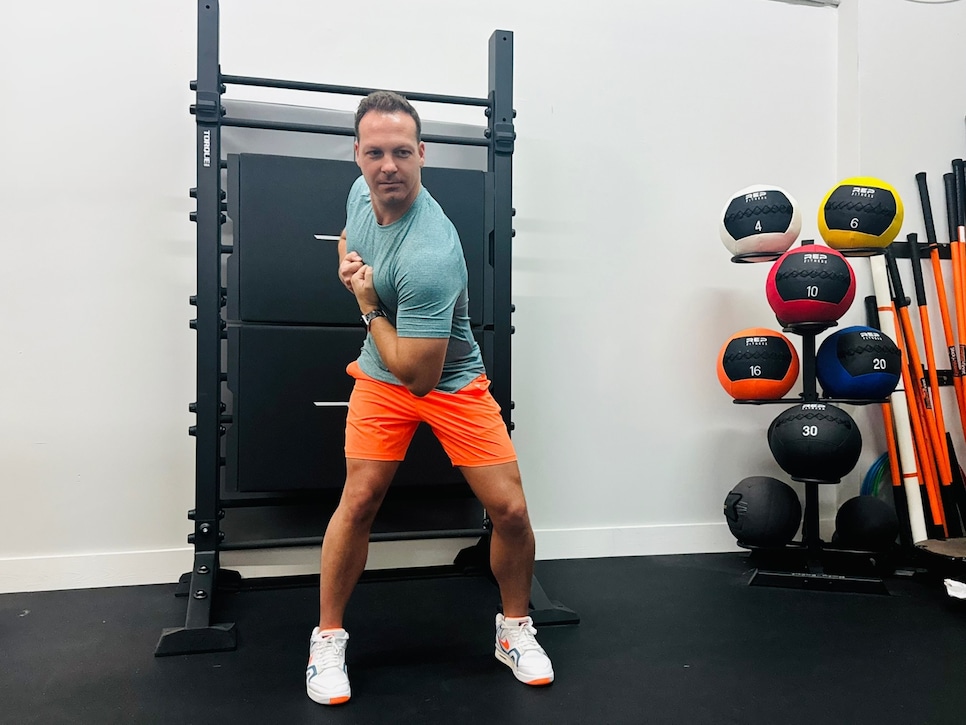 /content/dam/images/golfdigest/fullset/fitness-2025/Barr Superman.jpg