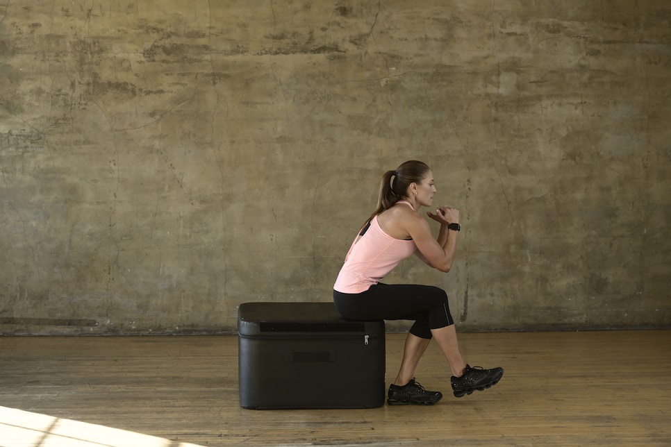 /content/dam/images/golfdigest/fullset/fitness-2026/Doddato one-legged sit back.JPG