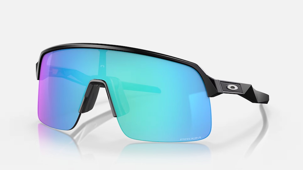 https://www.golfdigest.com/content/dam/images/golfdigest/fullset/fitness-2026/Oakley Sutro Lite.png
