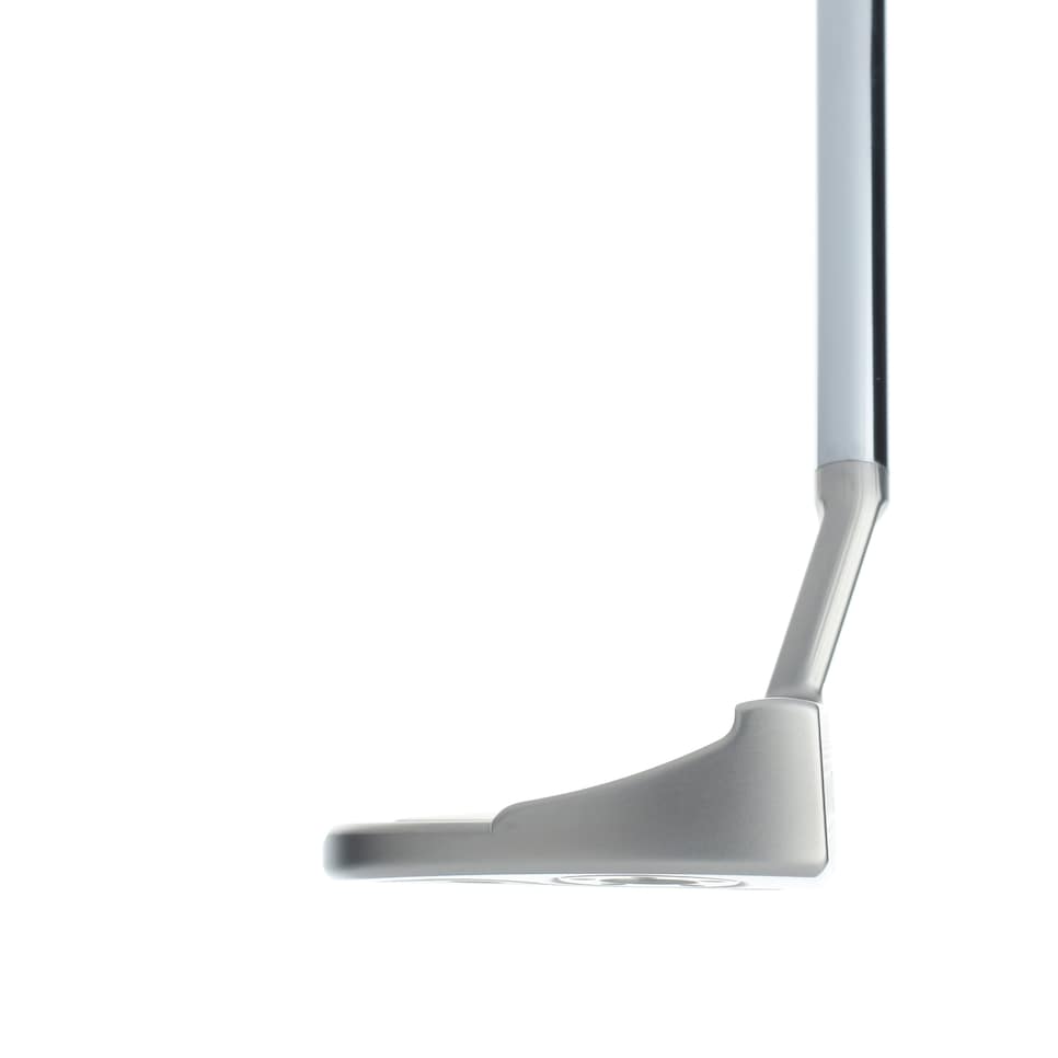 /content/dam/images/golfdigest/fullset/hotlist-2022/mallet-putters/SCOTTY CAMERON SPECIAL FLOWBACK_MALLET PUTTER_TOE.jpg