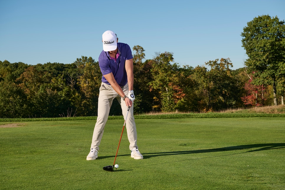 https://www.golfdigest.com/content/dam/images/golfdigest/fullset/instruction-folder-(kaspriske)/Ryan Hager driver tip 1.jpg